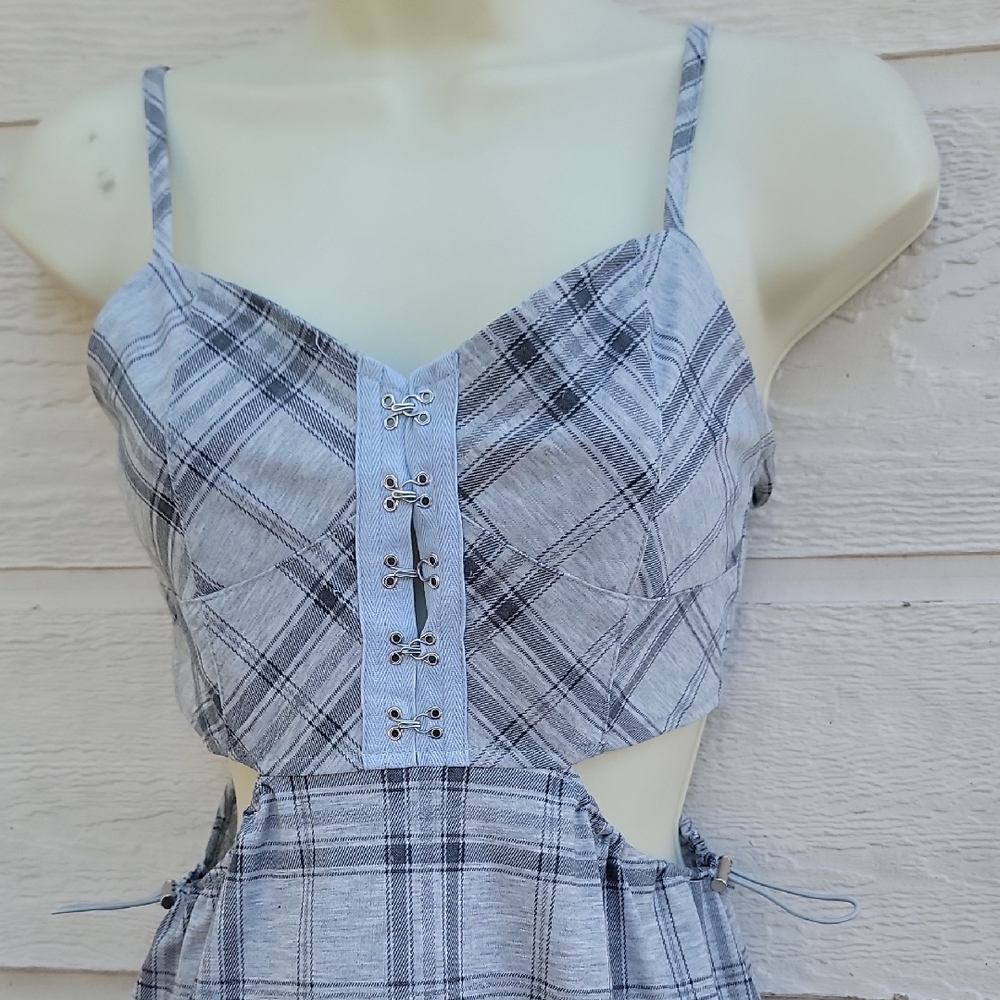 LYCHEE Chic Backless Plaid Dress Size S - Picture 6 of 11